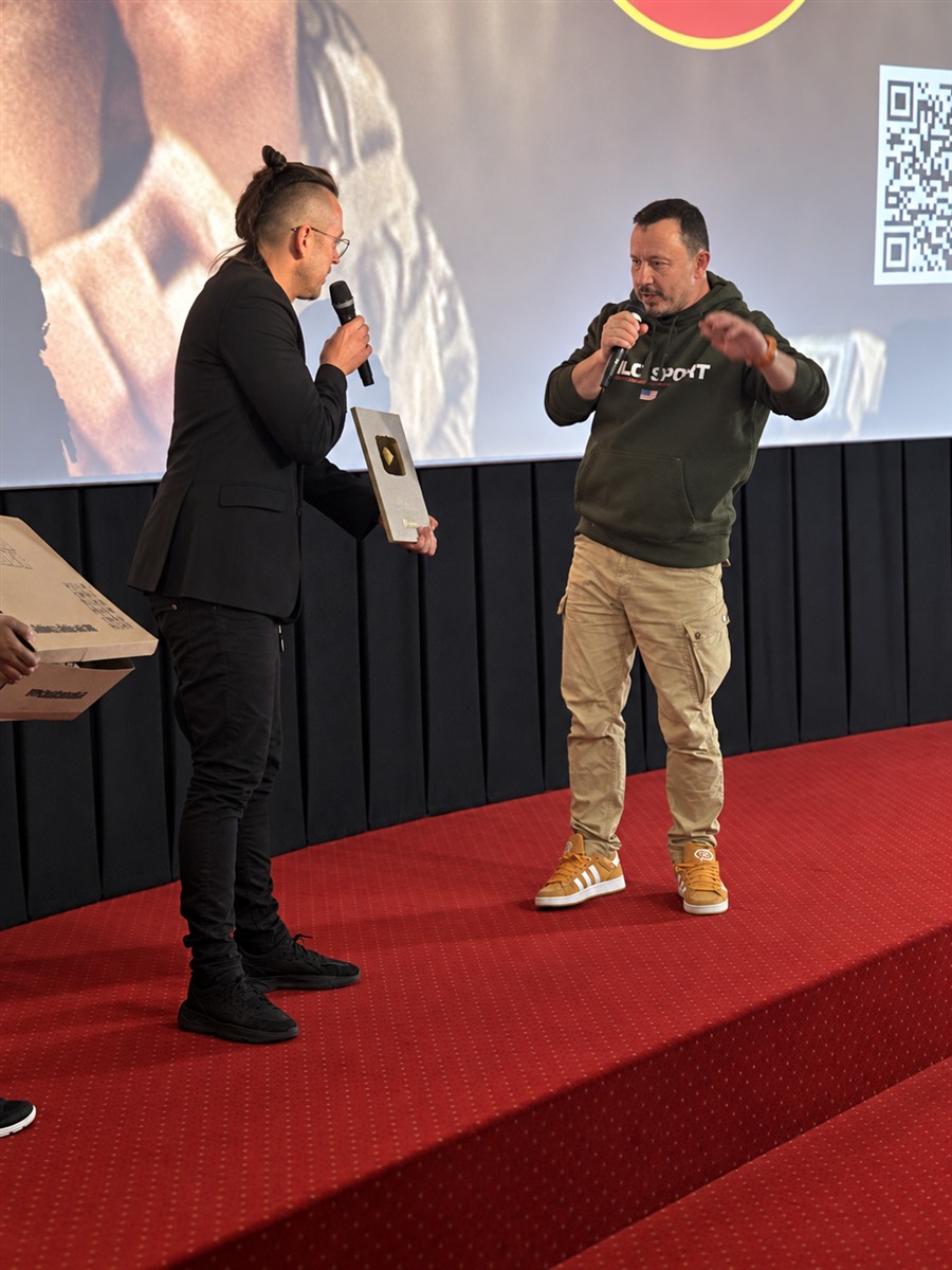 Bartosz Walaszek i Łukasz Skalik podczas rozmowy z publicznością